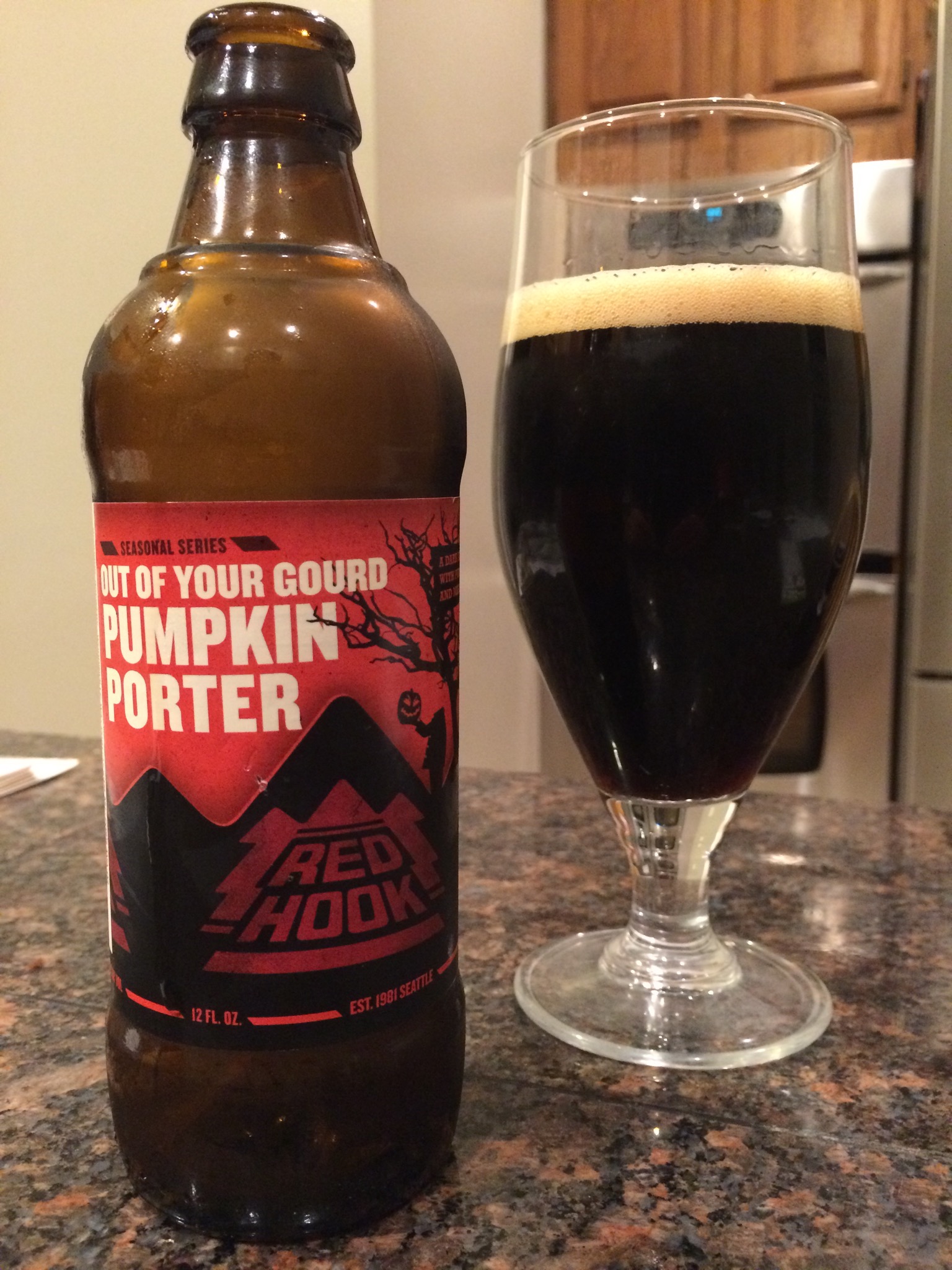 744. Redhook Ale Brewery - Out Of Your Gourd Pumpkin Porter 744. Redhook Ale Brewery - Out Of Your Gourd Pumpkin Porter